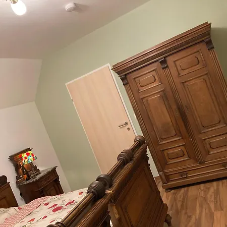 Katharina Haus, מלון דירות Wiel